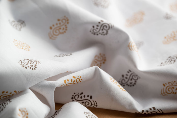 Paisley Print Hemp Fabric | White & Brown | Organic | 145gsm | 147cm Wide