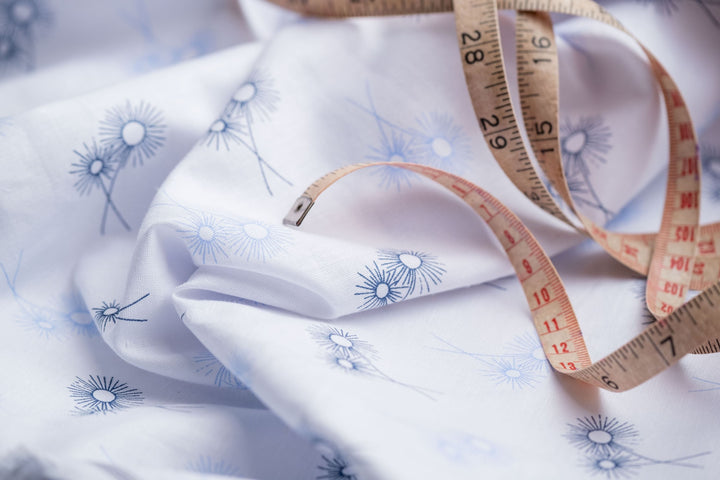 Dandelion Print Hemp Fabric | White & Blue | Organic | 145gsm | 147cm Wide