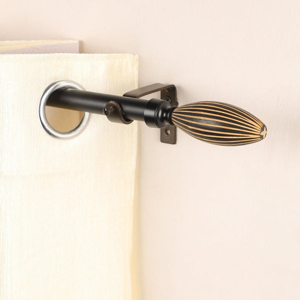 Black Extendable Curtain Pole | 19mm | Pineapple Finials | 61-366cm