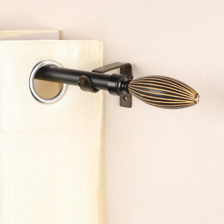 Black Extendable Curtain Pole | 19mm | Pineapple Finials | 61-366cm