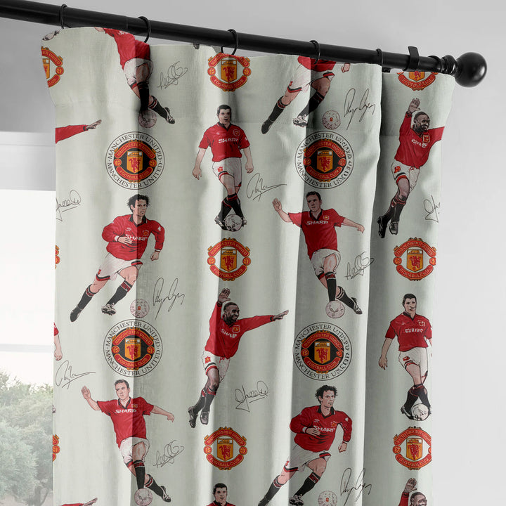 Manchester United FC Curtains | Eyelet, Rod Pocket & Blackout Linings | Licensed Merchandise