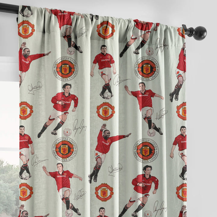 Manchester United FC Curtains | Eyelet, Rod Pocket & Blackout Linings | Licensed Merchandise